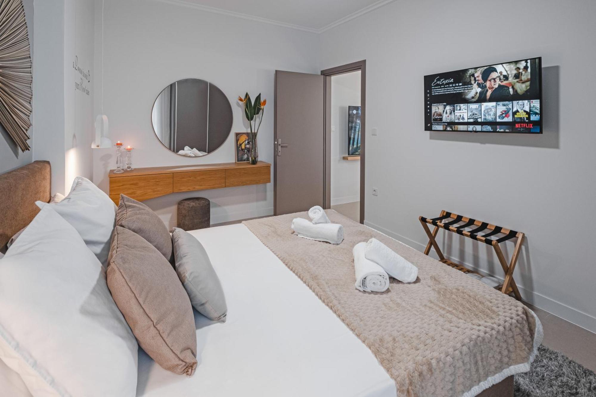 Singer Suites Kalamata - Luxury Suites Екстер'єр фото